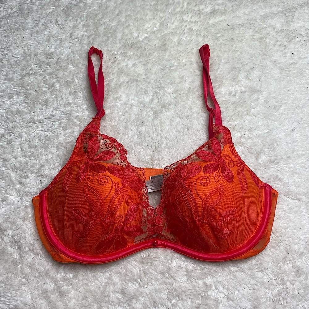 VS VERY SEXY PLUNGE PUSH UP BRA